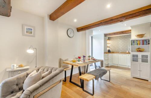 Little Snoring House | Family-Friendly Retreat at Swallows Barn Awaits You