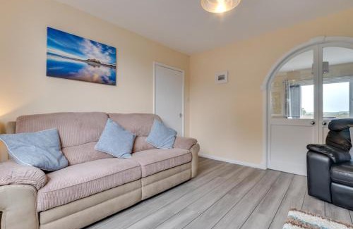 Belford House | Enjoy Family-Friendly Comfort at Swallows Flight Hotel