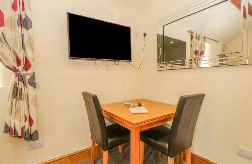 Allgreave House | Experience Unmatched Comfort at Swallows Nest - 10/10 Rating