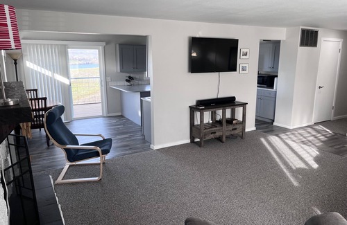 Lewiston House | Experience Swallows View: Top-Rated Stay with Breakfast