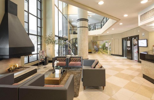 Exposicao Hotel | Discover Swan Caxias do Sul: Pet-Friendly & Pool Access