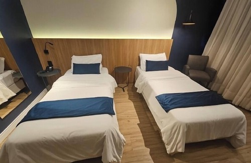 Centro Hotel | Discover Swan Caxias do Sul: Pool, Spa & High Ratings!