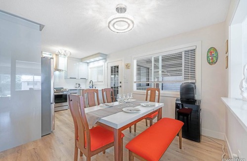 Mission House | Welcoming Swan Place: Family-Friendly 3-Bedroom Retreat