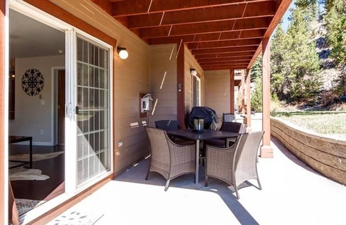 The Highlands Condo | Discover Swan's Nest: Hike & Bike in Breckenridge