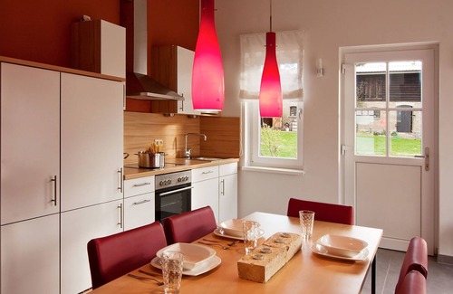 Muritz Apartment | Oceanfront Escape at Swan Barn Loppiner See