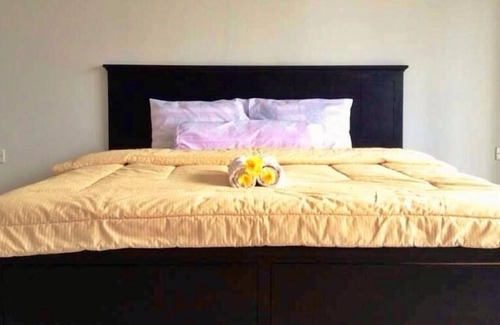 Kartika Plaza House | Family-Friendly Retreat at Swandewi Homestay