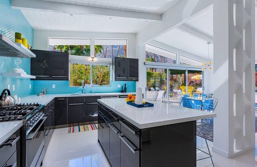 Vista Las Palmas House | Midcentury Designer Showplace with Pool and Spa Retreat