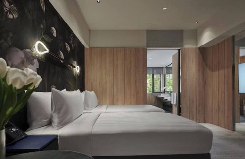 Golden Triangle Hotel | Swank Upscale Hotel Deluxe Suite Bukit Bintang KL