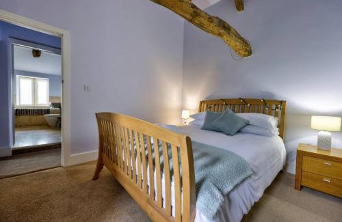Fourstones Near Bentham House | Family-Friendly Retreat at Swans Farm with Pet Amenities