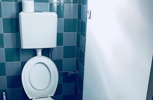 Swansea Hotel | Budget-Friendly Swansea Hotel with Pool and Restaurant
