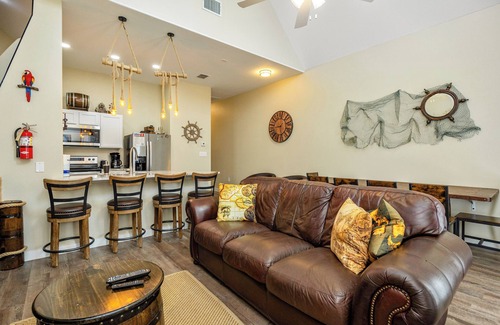 Corpus Christi House | Unforgettable Coastal Getaway at Smugglers Cove