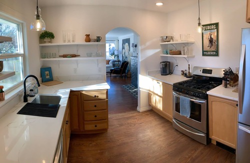 Moscow House | Swede Hill Suite: Top-Rated Retreat with Ocean View & Spa