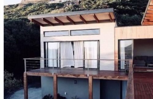 Noordhoek Villa | Scenic Beachfront Retreat with Pool and Family Amenities