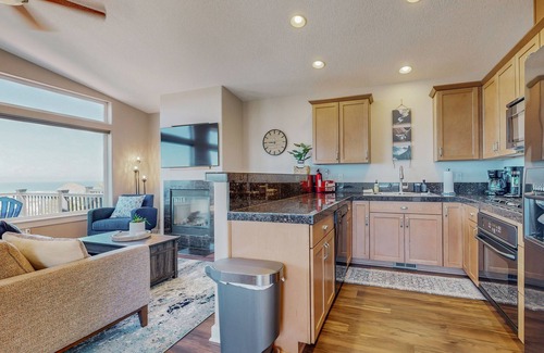 Oceanside House | Stunning Ocean-View Retreat with Cozy Fireplace & Foosball