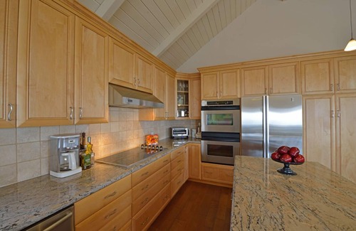 Central Malibu House | Oceanfront Escape with Privacy & 10/10 Guest Rating!