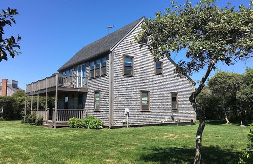 Tom Nevers House | Unforgettable Ocean Views & Family-Friendly Retreat