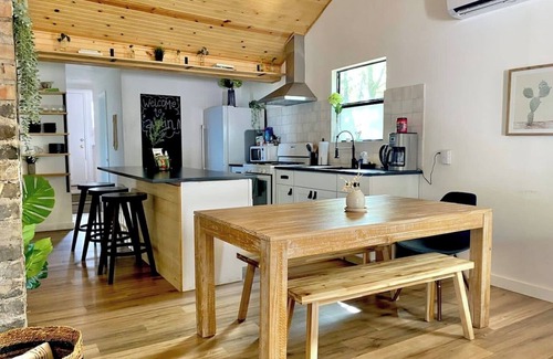 Blackshear-Prospect Hill House | Sweet Bungalow. Super Location. Walkability
