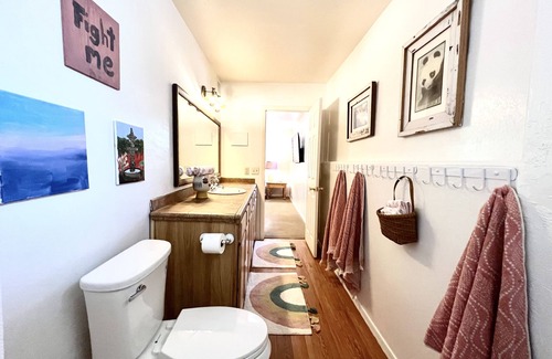 Timberland Acres Cabin | Escape to the Sweet Cabin in the Forest - 10/10 Rated!