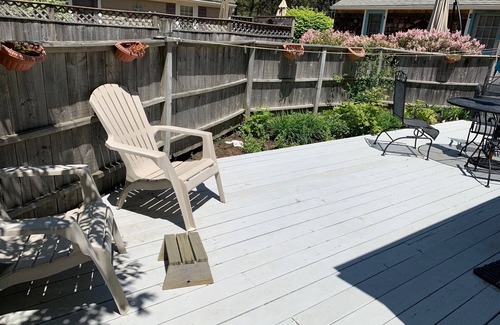 Wellfleet Cottage | Cozy Cape Cod Cottage with Pool and Oceanfront Views