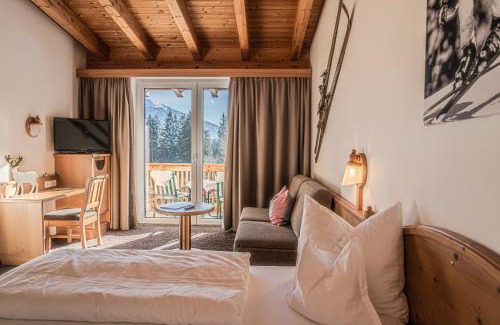 Hungerburg-Hoheninnsbruck Hotel | Experience Sweet Cherry Boutique & Guesthouse in Tyrol