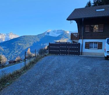 Troistorrents Apartment | Cozy Chalet Retreat in the Heart of the Swiss Alps