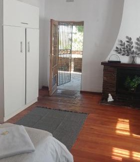 Schweizer-Reineke House | Cozy Sweet Dreams Guest House in Schweizer Reneke Awaits