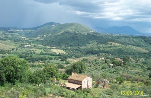 Montopoli di Sabina Apartment | Budget-Friendly Sweet Home 2 with Family Amenities