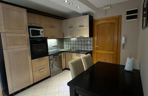 Cove Tri Zala (Zrnovo) Apartment | Welcoming Stay at Sweet Home: Family & Pet Friendly