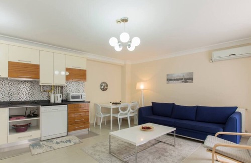 Gumussuyu Mahallesi Apartment | Sweet Home in Taksim Square with 3AC