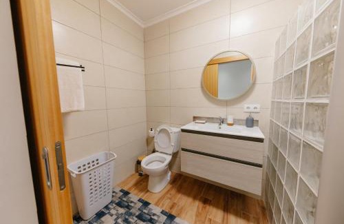 Canical Apartment | Eco-Friendly Retreat: Sweet Home with 10/10 Guest Ratings