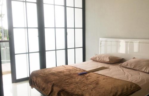 Tangerang House | Sweet Home & Rooms East Asia 17, Greenlake City