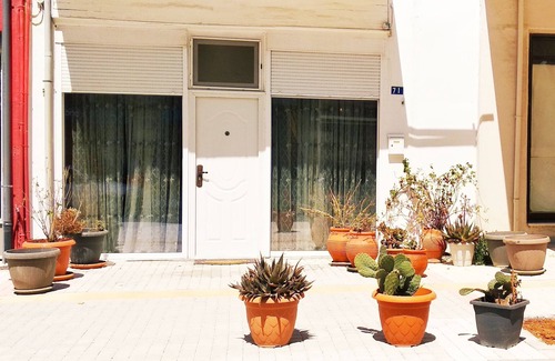 Korithion Apartment | Inviting Sweet Home Suite Apartment in Corinth with Breakfast