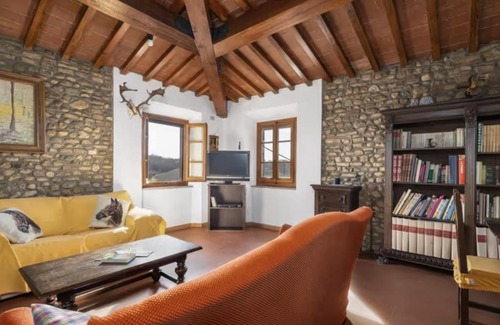 Romita House | Charming Sweet in Chianti: Pet & Child Friendly Retreat