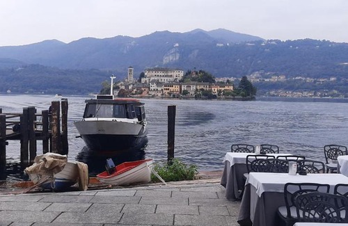 Omegna Apartment | Idyllic Sweet Lake Retreat with Pet-Friendly Amenities