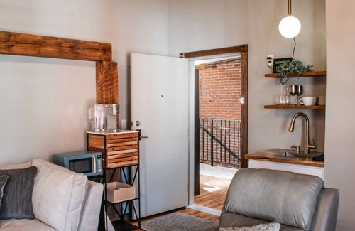 Lancaster Apartment | Welcoming Lancaster Apartment with Family-Friendly Amenities