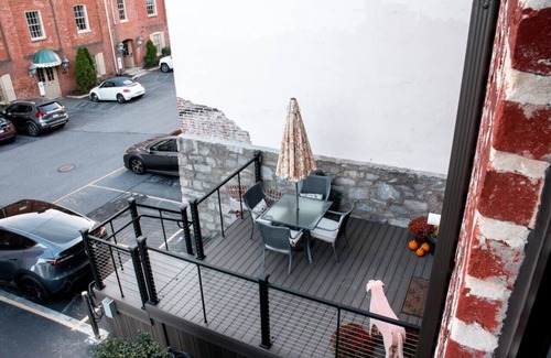 Lancaster Apartment | Welcoming Lancaster Apartment with Family-Friendly Amenities