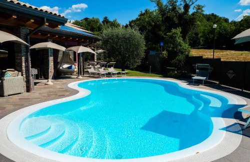San Benedetto di Lugana House | Unforgettable Sweet Life Villas: 4-Star Family Retreat
