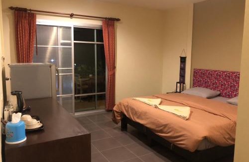 Khuekkhak Hotel | Relax at Sweet Mango Khaolak - Rated 9.4 with Kitchen Access