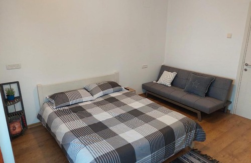 Amirim Apartment | Cozy Mountain View Room in Amirim with Family Amenities