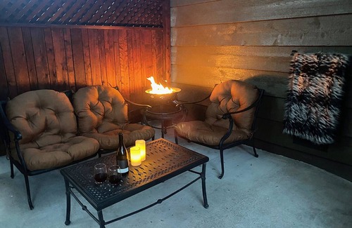 Los Olivos Apartment | Delightful Queen Retreat with Breakfast in Los Olivos