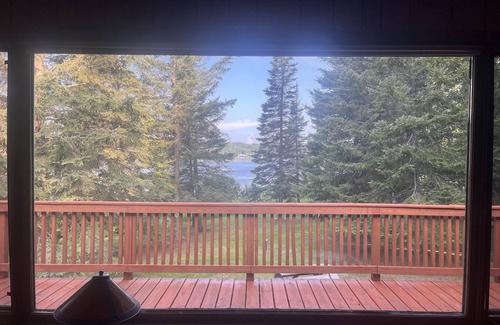 Crane Lake Cabin | Cozy Retreat Cabin on Crane Lake with Pet-Friendly Amenities