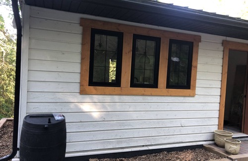 Salt Spring Island Cottage | Tranquil Saltspring Cottage with Pool near Cusheon Lake