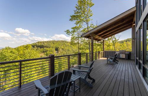 Deep Gap House | Delightful Retreat at Blue Ridge Mountain Club with Pool