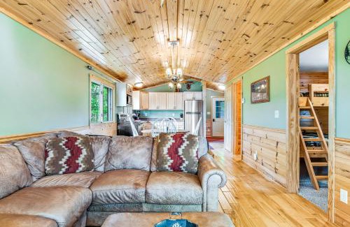 Lac du Flambeau House | Tranquil Escape at Sweet Serenity - Family-Friendly Stay