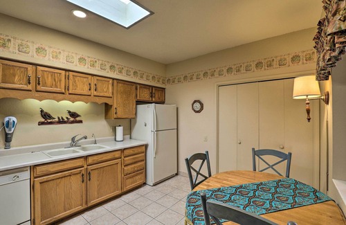 Green Valley House | Inviting Snowbird Getaway with Pool & Spa Near Tucson