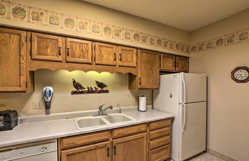Green Valley House | Inviting Snowbird Getaway with Pool & Spa Near Tucson