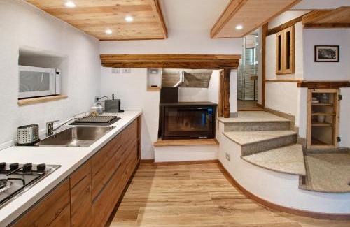 San Giacomo Filippo Apartment | Inviting Sweet Somma Mountain Lodge: Family and Pet Friendly