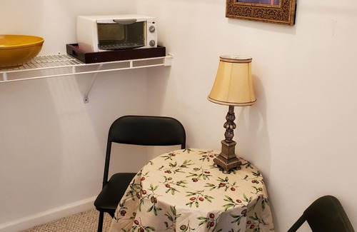 Oxford Apartment | Sweet Studio En Suite Available