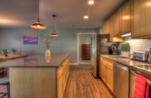 Killington Condo | Modern Suite with Pool & Spa at Premier Ski Resort