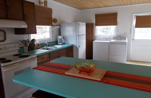 Ocracoke House | Waterfront Cottage with Ocean Views and Pool Access